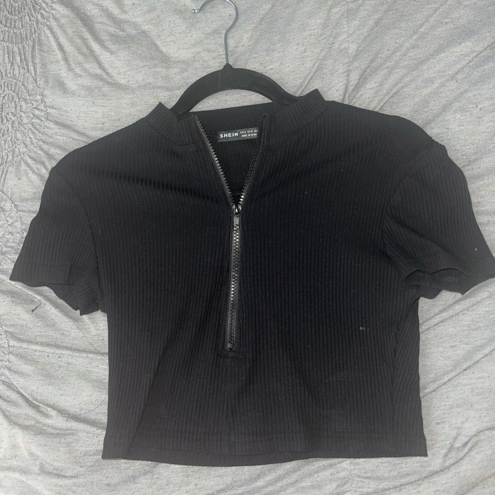 Zippered crop top